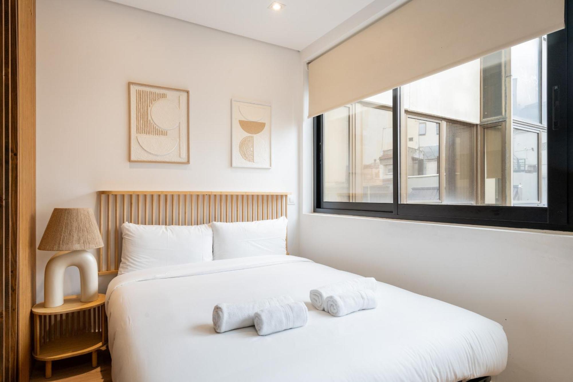 Apartamento Reformado Para 6 Personas En Plena Gran Via Alquiler Temporal Madrid Luaran gambar