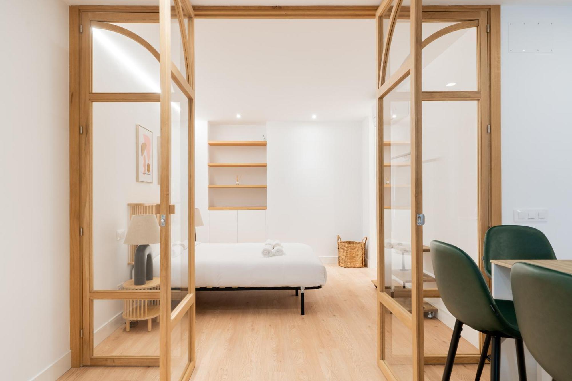 Apartamento Reformado Para 6 Personas En Plena Gran Via Alquiler Temporal Madrid Luaran gambar